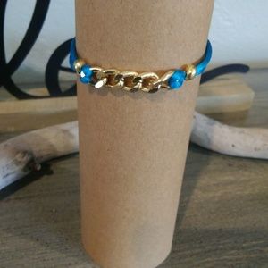 Adjustable turquoise bracelet